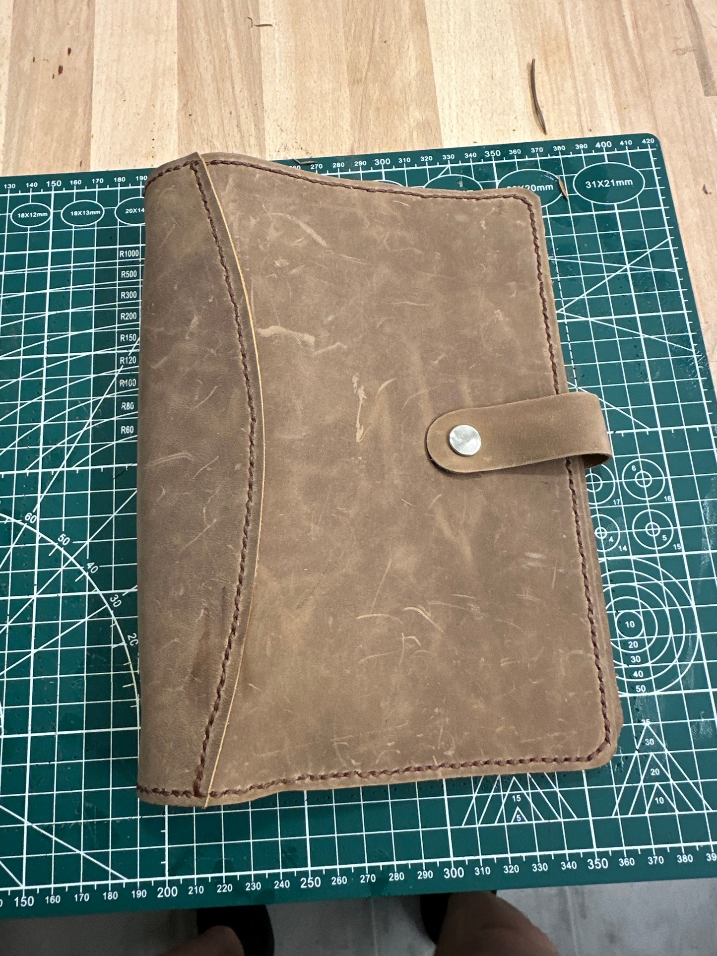 Hand Crafted Leather A5 Notebook Binder / Full Grain Leather / Refillable